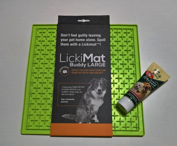 LickiMat Hundeschleckmatte plus